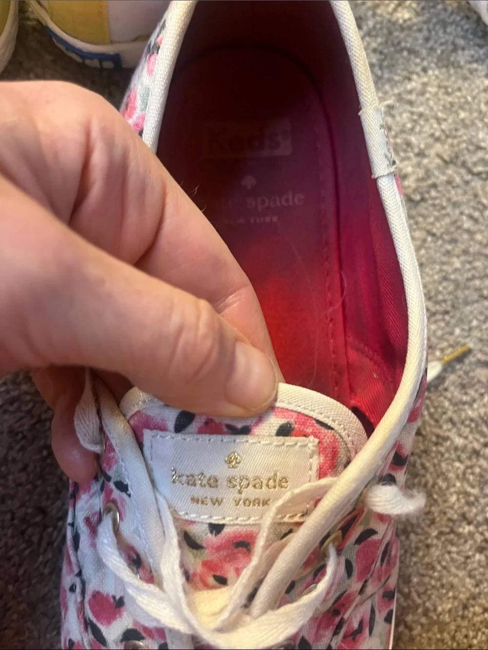 🌸🌸🌸kate spade X Keds sz9.5 Pink Roses Fair but Clean.